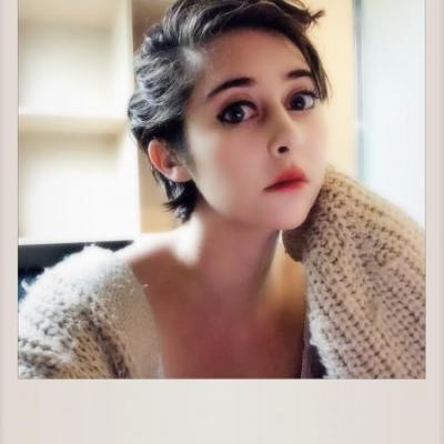 Lucy Robertson Profile Picture
